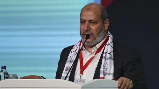 مصر تستضيف مفاوضات غير مباشرة لبحث آليات تنفيذ أولى مراحل خطة ترامب بشأن غزة، وظهور علني لخليل الحية بعد محاولة اغتياله