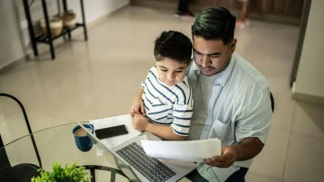 పొదుపు, ఖర్చు, ఆదాయం