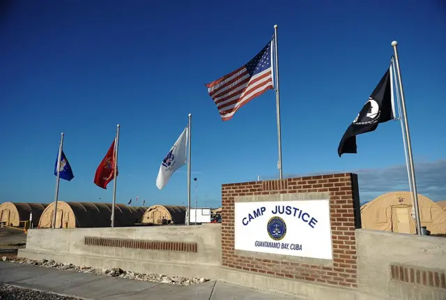 Sansanin "Camp Justice" da ke a Guantanamo Bay, Cuba