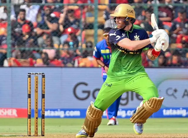 38 பந்துகளில் 63 ரன்கள் எடுத்தார் ஃபில் சால்ட்