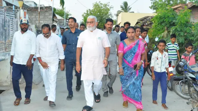 జోగి రమేష్, అంబటి రాంబాబు, తెలుగు దేశం పార్టీ, వైసీపీ