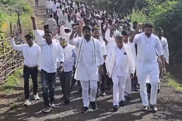 બીબીસી ગુજરાતી ભાજપ આમ આદમી પાર્ટી ચૈતર વસાવા મનસુખ વસાવા ડેડિયાપાડા ધારાસભ્ય દર્શના દેશમુખ