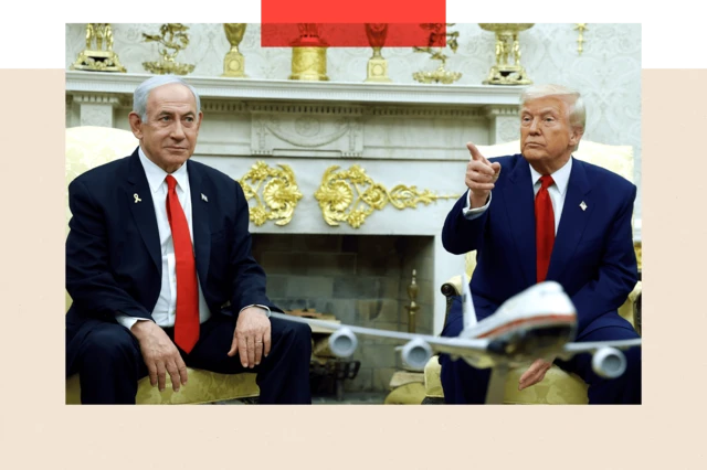 Donald Tramp govori zajedno sa Benjaminom Netanjahuom tokom sastanka u Ovalnoj sobi Bele kuće 7. aprila 2025. godine.