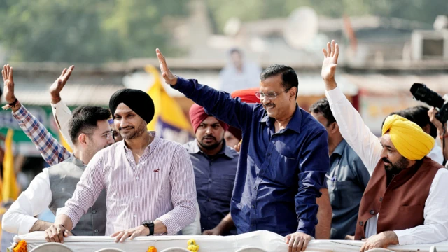 हरभजन सिंह, अरविंद केजरीवाल और भगवंत मान