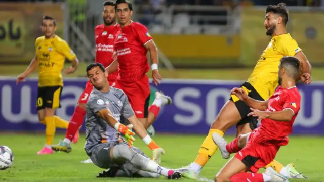 سپاهان و تراکتور