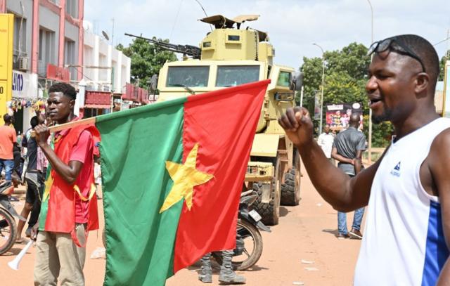 Transition Au Burkina Faso : Comment Les Forces Vives Comptent Lutter ...