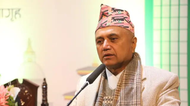 खगराज अधिकारी