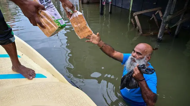 সহায়তার জন্য আন্তর্জাতিক সংস্থাগুলোর প্রতি আহবান জানানো হয়েছে