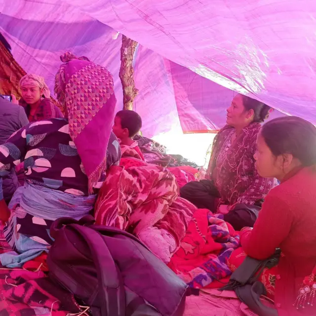 पालमुनि भूकम्प पीडित