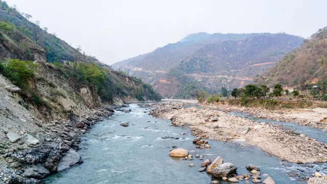 அருண் நதி