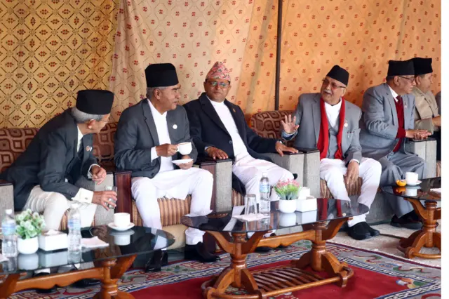 प्रचण्ड, देउवा र ओली 