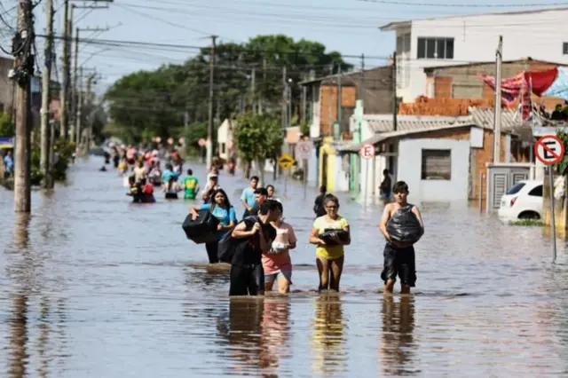 Moradoresjogo roletinha net é confiávelEldorado do Sul carregavam pertencesjogo roletinha net é confiávelrua alagada