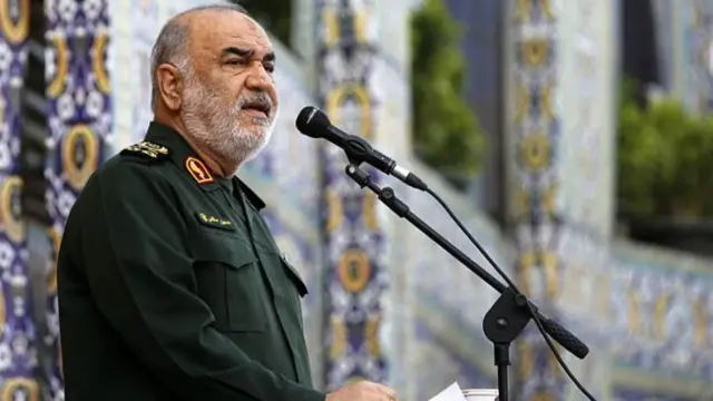 इराण रिव्होल्यूशनरी गार्डचे प्रमुख हुसेन सलामी
