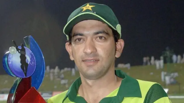 પાકિસ્તાનના ભૂતપૂર્વ ક્રિકેટર હસન રઝા