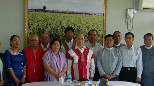 ၂၀၁၂ ကာလ ဦးသိန်းစိန်အစိုးရနဲ့တွေ့ဆုံချိန်