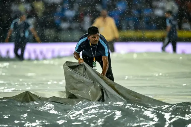 ஒருநாள் தொடரை வென்றது இந்தியா: தேர்வாளர்களை குழப்பிய அஸ்வின், சூர்யா, ஸ்ரேயாஸ்