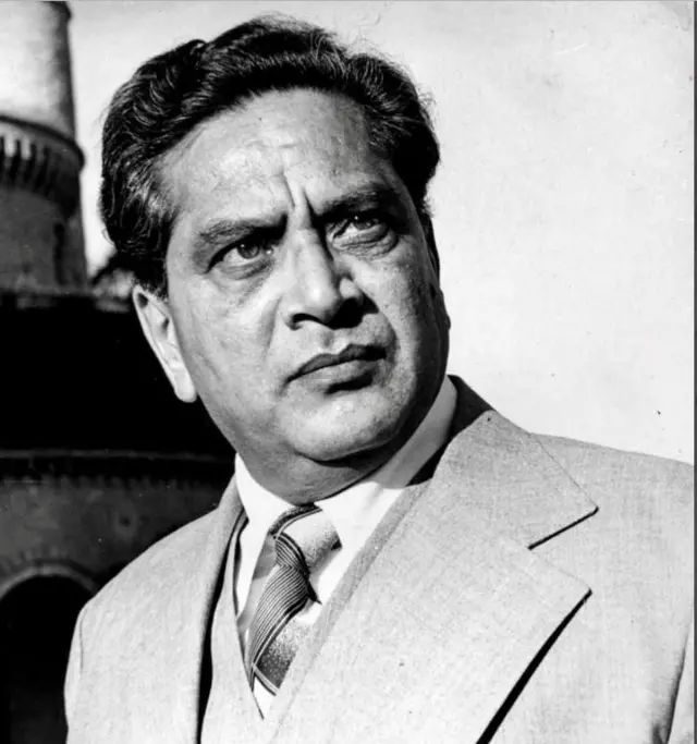 रंगायनच्या स्थापनेत डॉ. श्रीराम लागू यांची महत्त्वाची भूमिका होती