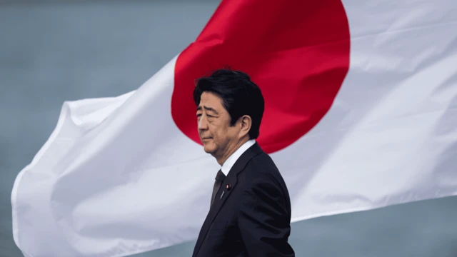 2016年12月27日，前日本首相安倍晋三在夏威夷檀香山的联合基地出席活动。