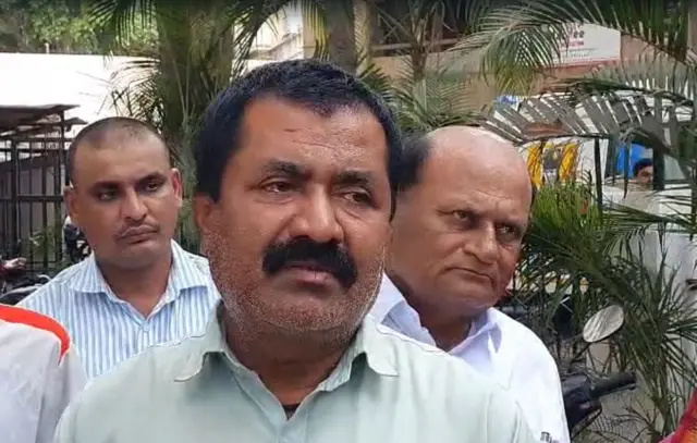 प्रणव कराडचे वडील 