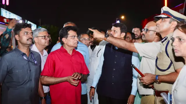 देवेंद्र फडणवीस 