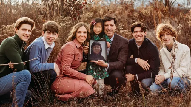 洋楽 Orphan Family / Up For Adoption US families adopting kids in Ukraine speak out as process
