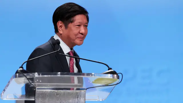 အမေရိကန်မှာကျင်းပတဲ့အာဆီယံထိပ်သီးဆွေးနွေးပွဲမှာ မိန့်ခွန်းပြောကြားပြီးမြင်ရတဲ့ ဖိလစ်ပိုင်သမ္မတ