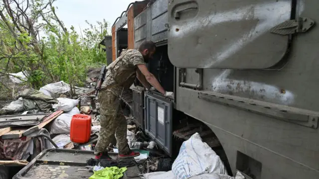 Орус аскеринин Харковдун жанында талкаланган согуштук техникасы