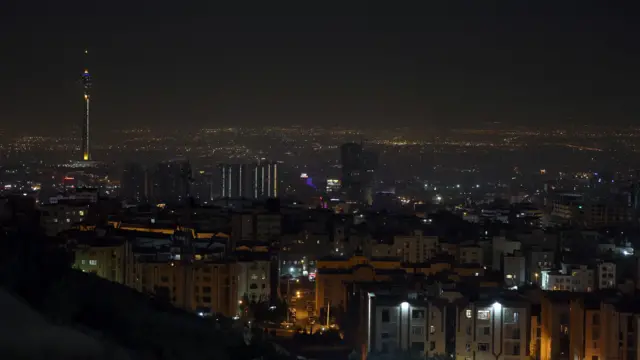 Ifa samii halkan keessa