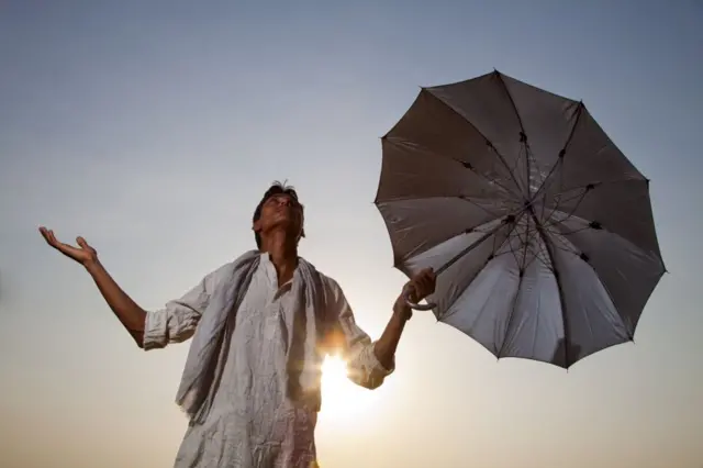 ઉનાળામાં તાજવીજ વરસાદ