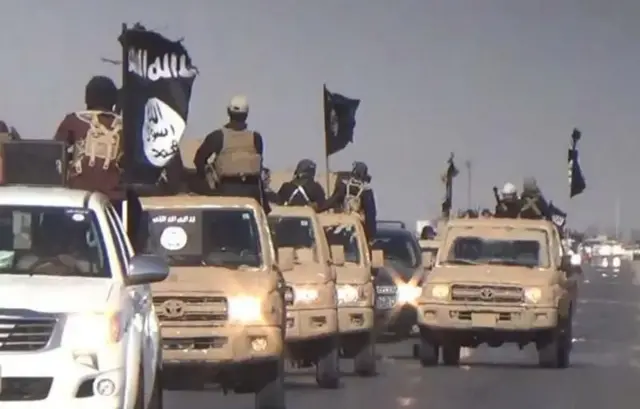 ஆப்கன் தாலிபன்கள் ஏன் டொயோட்டா கார்களை வாங்க விரும்புகிறார்கள்?