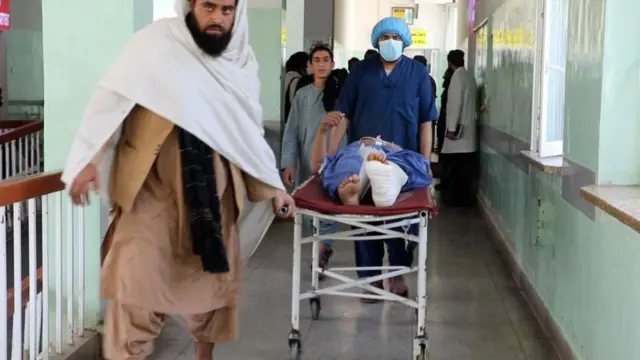 بیش از ۲۵۰۰ بیمار از ولایت‌های مختلف به بیمارستان میرویس منتقل می‌شوند