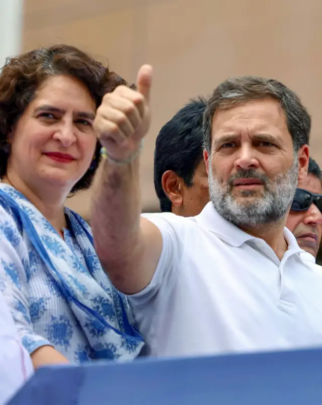 राहुल गांधी, प्रियंका गांधी