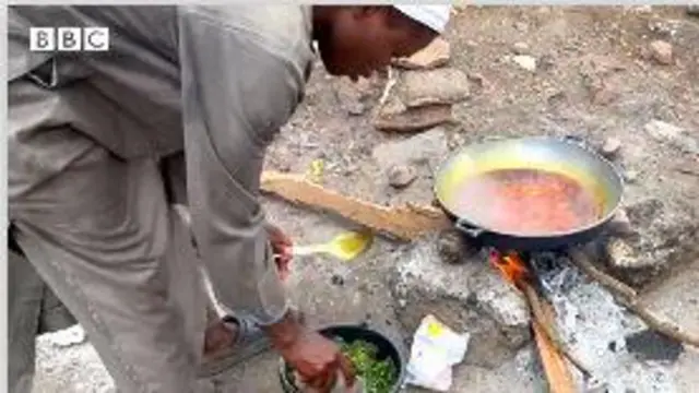 Kehinde Ahmed n ro ẹfọ