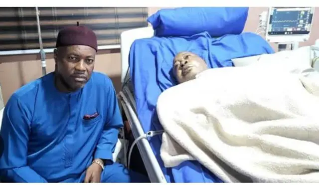 Tony Oneweek Muonagor na Amechi Muonagor, mgbe ọ nọ n'ute ọrịa