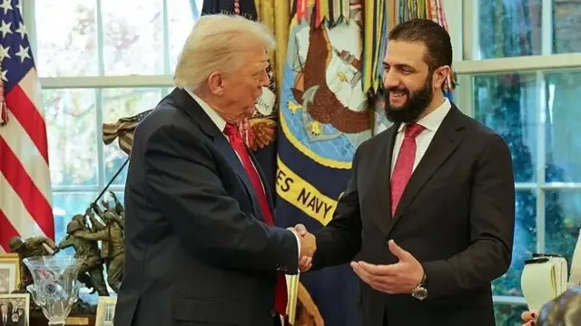 Сүрөттө: "Оор басырыктуу жигит", - деди Трамп аш-Шараа жөнүндө