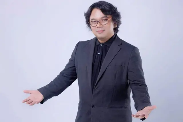 Weerachai Phutdhawong