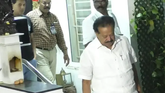 விடுவிக்கப்பட்ட வழக்கில் பொன்முடியிடம் உயர்நீதிமன்றம் மீண்டும் விசாரணை வழக்கு மோசமாக விசாரிக்கப்பட்டதாக நீதிபதி கருத்து