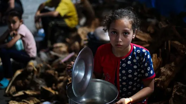 UNICEF'e göre bu yılın Ocak ayına kadar 14 bin 500 Filistinli çocuk öldürüldü.