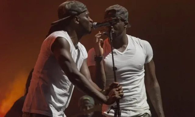 P-Square était populaire dans toute l'Afrique et a remporté le prix de l'artiste de la décennie de MTV Africa en 2015.