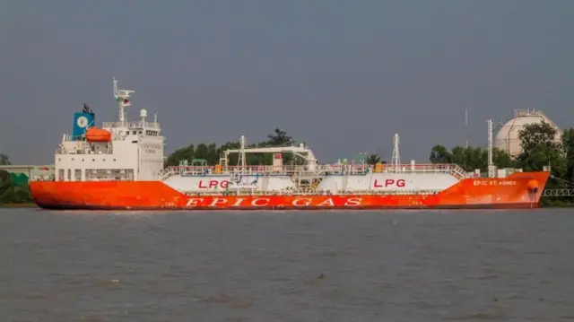 মধ্যপ্রাচ্যে যুদ্ধ পরিস্থিতির কারণে বিশ্বে জ্বালানি সরবরাহে সংকট তৈরি হয়েছে