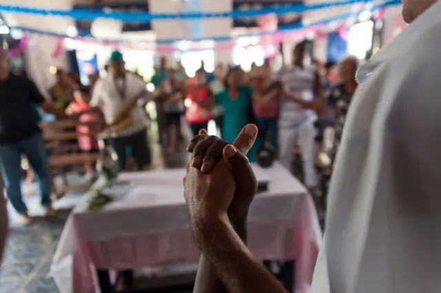 Celebração religiosa no quilombo Itamatatiua,blaze oAlcântara, no Maranhão