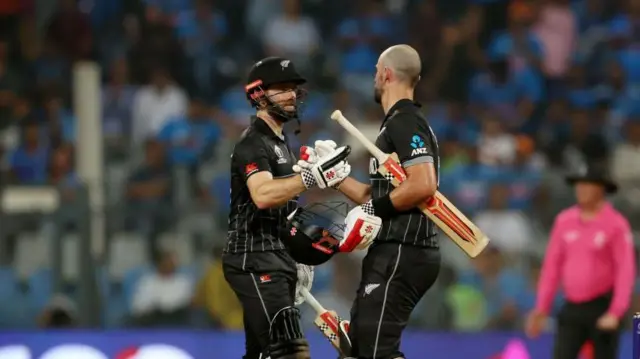 केन विलियमसन और डैरिल मिचेल