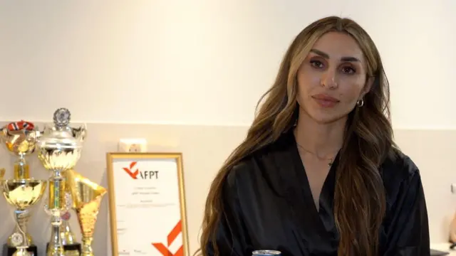 رویا کریمی از خانه و باشگاه با بی‌بی‌سی افغانستان صحبت کرده‌است.