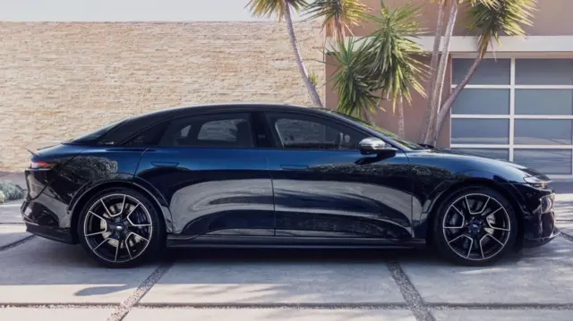 قویترین مدل لوسید ایر ۱۲۳۴ اسب بخار نیرو دارد