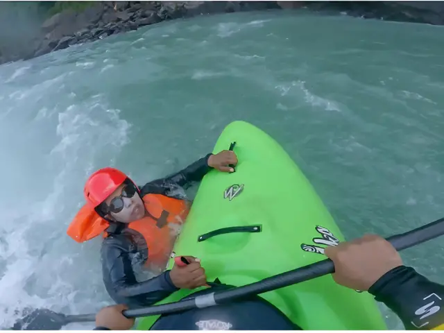 మేజర్ కవిత, రాఫ్టింగ్