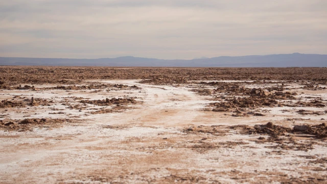 Paisagem árida no Chile
