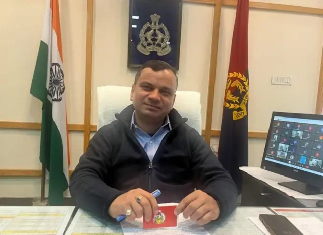 मुरादाबादचे वरिष्ठ पोलीस अधीक्षक सतपाल अंतील