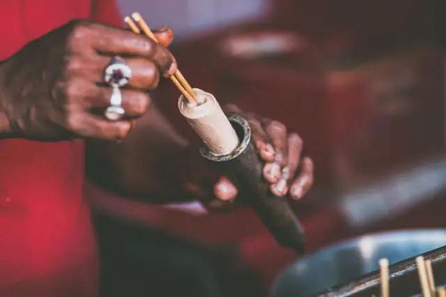 कुल्फ़ी जैसे डेयरी प्रोडक्ट में लैक्टोज हो सकता है