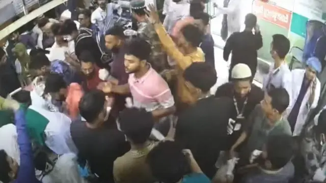 গত বছরের ১৯শে জুলাইয়ের সিসিটিভির ছবিতে ফরাজী হাসপাতালের জরুরি বিভাগের চিত্র