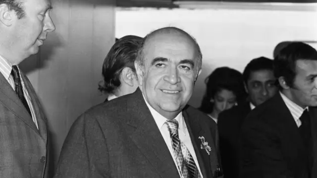 هویدا